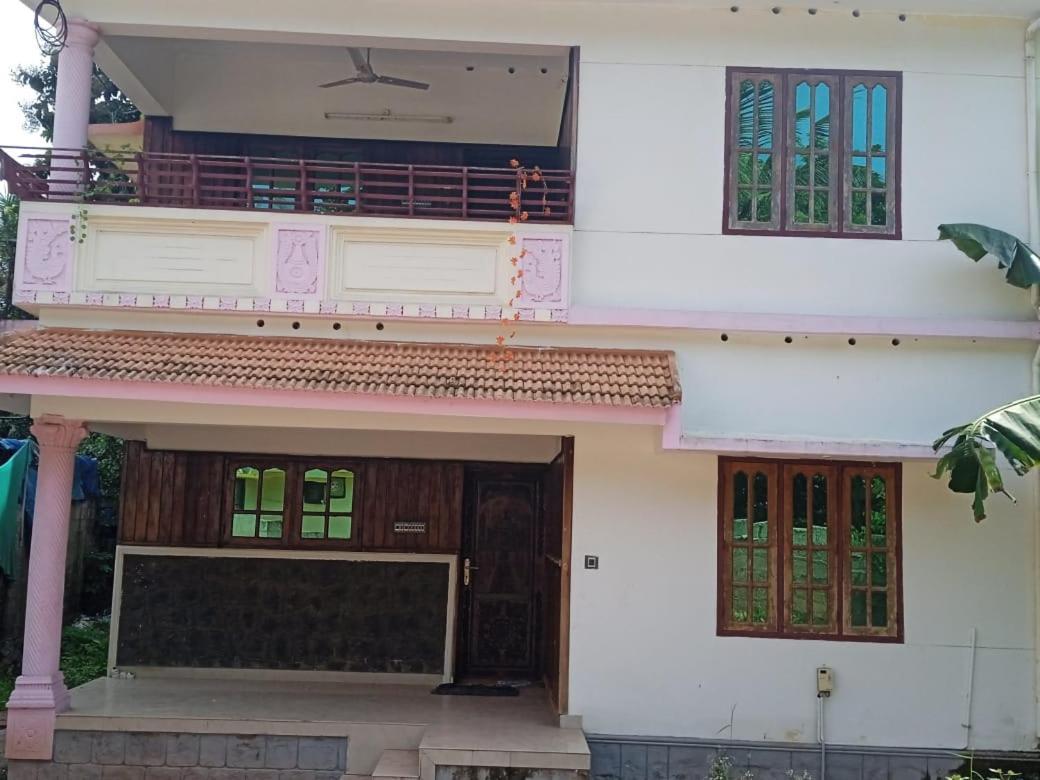 Appartamento The Peace Grove Varkala Esterno foto